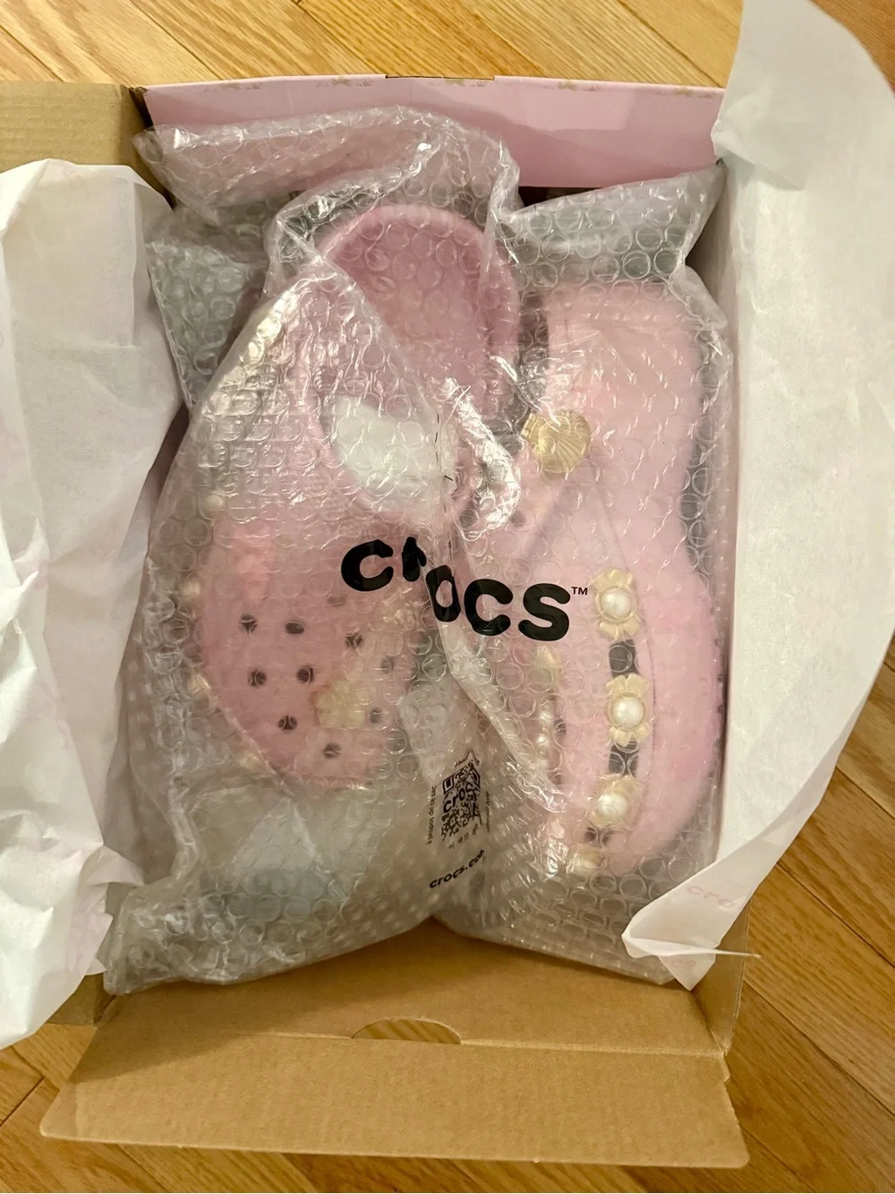 NWT- Crocs x Loveshackfancy- Classic Platform clog - Picture 7 of 8